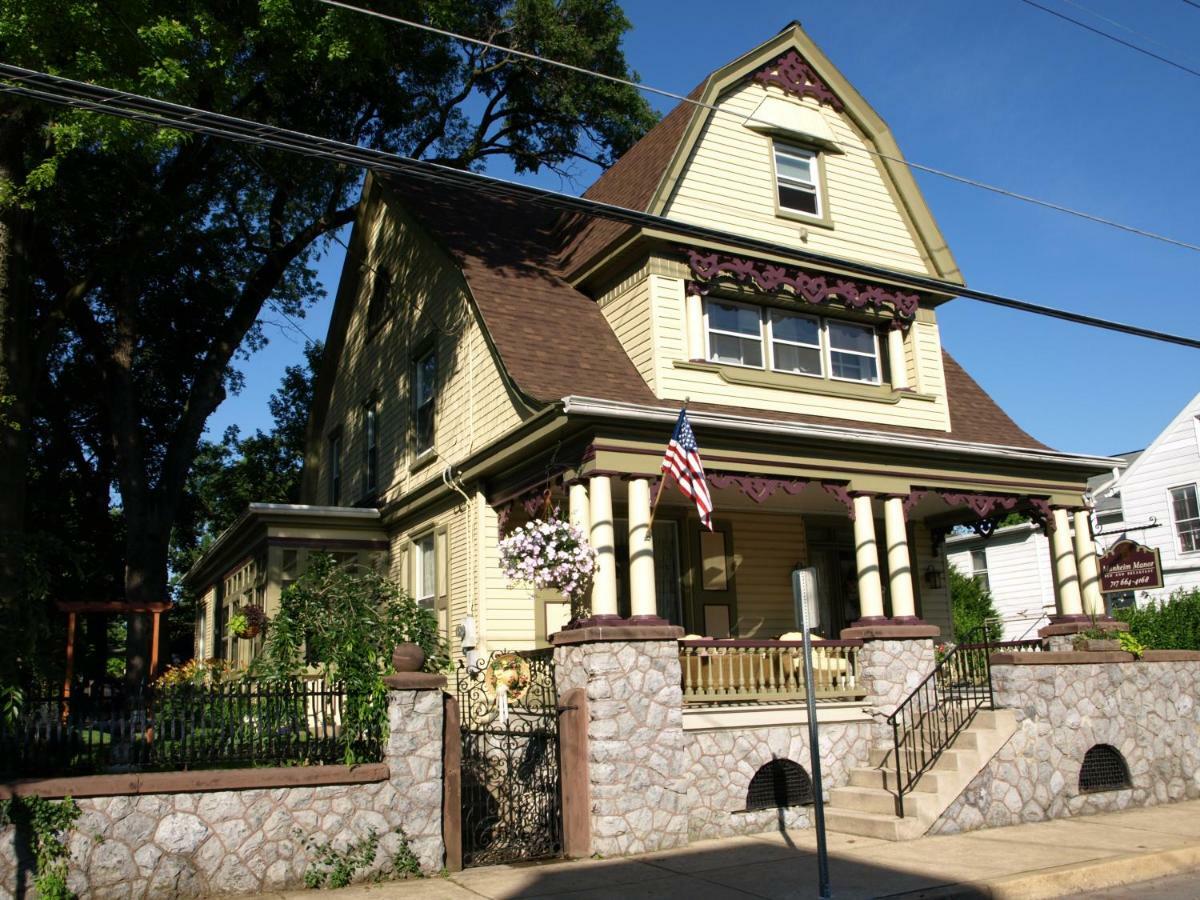 Manheim Manor Bed & Breakfast Exterior photo